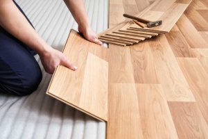 Hướng dẫn lắp đặt và bảo trì, bảo dưỡng sàn gỗ công nghiệp